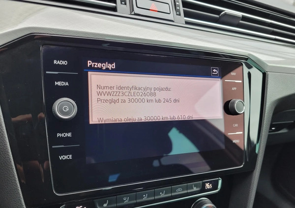 Volkswagen Passat cena 99900 przebieg: 126930, rok produkcji 2019 z Ełk małe 254